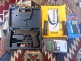1986 Beretta 92FS Semi Auto 9mm Pistol & Accessories - LNIB - Image 1 of 12