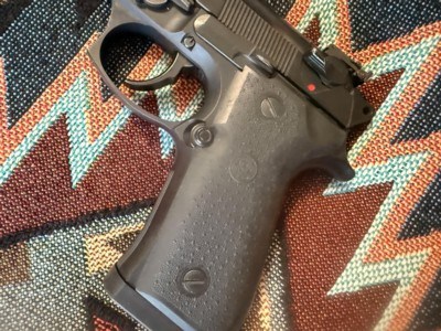 1986 Beretta 92FS Semi Auto 9mm Pistol & Accessories - LNIB - Image 6 of 12
