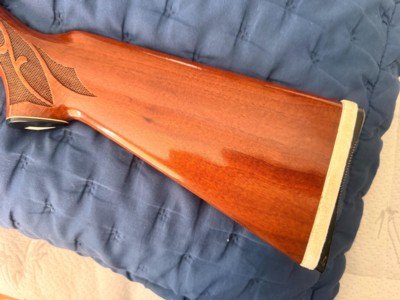 Remington 1100 12 Gauge Semi Auto Rem Choking System one IC Rem choke tube included 28" vented rib barrel - Excellent Condition - Image 10 of 20