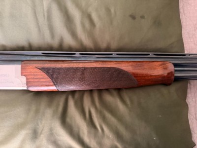 Rare 1989 Browning 325 12 Gauge O/U Shotgun 30" Dual Bradley Beaded Wide Vented Barrel - M/IM Fixed Chokes - Excellent Condition - Image 9 of 20