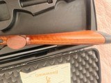 2011 Browning Maxus Semi Auto 12 Gauge Shotgun - 26" Vented Barrel Invector Plus Choking System - Pristine Condition in Factory Case - Image 12 of 19