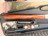 2011 Browning Maxus Semi Auto 12 Gauge Shotgun - 26" Vented Barrel Invector Plus Choking System - Pristine Condition in Factory Case - Image 15 of 19