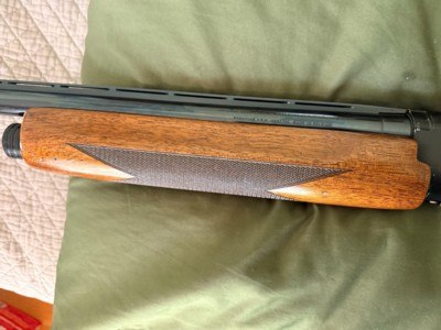 2000 Browning Gold Sporting Clay Semi Auto 12 Gauge Shotgun - Invector Plus Choking -- Excellent Condition - Image 12 of 18
