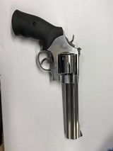 Smith and Wesson 610-3 - 4 of 9