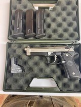 Beretta 92 FS bitten 9mm - 1 of 11