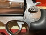 Smith & Wesson 500 Excellent Condition - 2 of 11