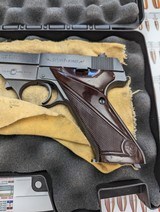 High Standard Sport-King - 3 of 8