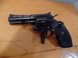 Colt Python .357 Magnum
Revolver - 1 of 8