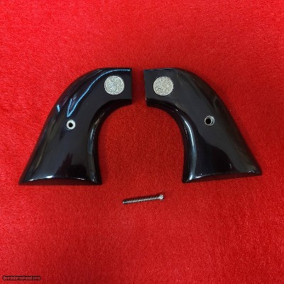 COLT SAA BUFFALO HORN GRIPS WITH MEDALLIONS