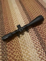 Nightforce SHV 5-20x 56 illuminated - 1 of 7