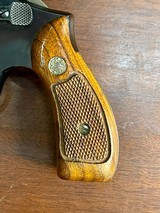 Smith & Wesson 19-3 .357 2 1/2" barrel - 7 of 13