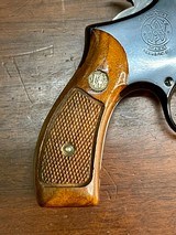 Smith & Wesson 19-3 .357 2 1/2" barrel - 9 of 13