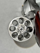 Smith & Wesson 627-5 Performance Center 8 Times .357 Magnum - 6 of 11