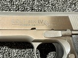 Colt MK IV SERIES 80 Combat Commander .45 - 15 of 18