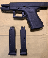 Glock 23 .40cal w/two mags & hard case - 2 of 9