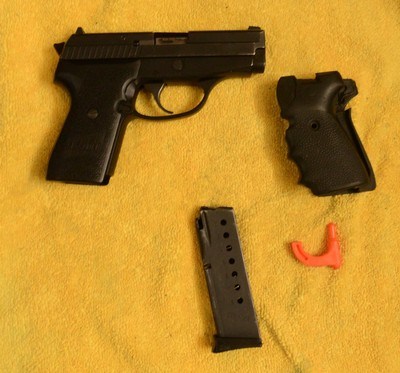 Sig Sauer P239 9mm - Image 5 of 9