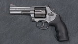 SMITH & WESSON 686-6 .357 Magnum 7-shot, 4" bbl. - 2 of 4