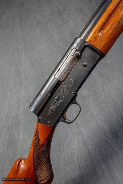 BROWNING A5 LIGHT TWELVE 12 GA / 27 1/2