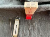 OHAUS, VINTAGE SPRING SCALE, TRIGGER PULL GAUGE MODEL 8004-TO - 2 of 2