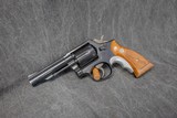 SMITH & WESSON 10-6 .38 SPECIAL, 4