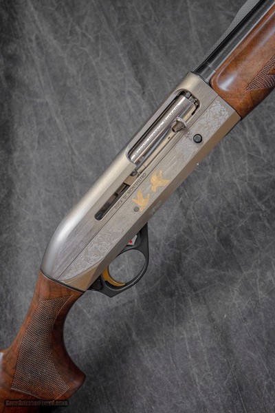 BENELLI MONTEFELTRO SILVER FEATHERWEIGHT 20 GAUGE/24