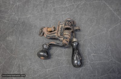 16 GAUGE VINTAGE BENCH TOP MOUNT ROLL CRIMPING TOOL