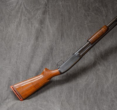 WINCHESTER MODEL 12 FIELD, 12-GAUGE/30
