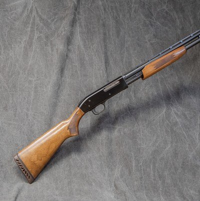 MOSSBERG 500E FIELD .410 PUMP. - Image 2 of 3