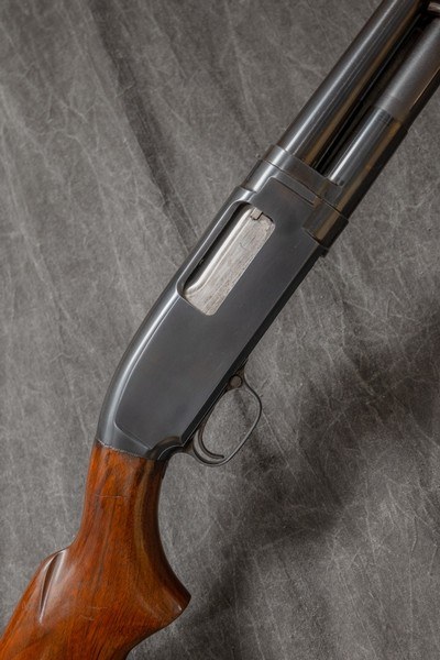 WINCHESTER MODEL 12 12-GAUGE/30