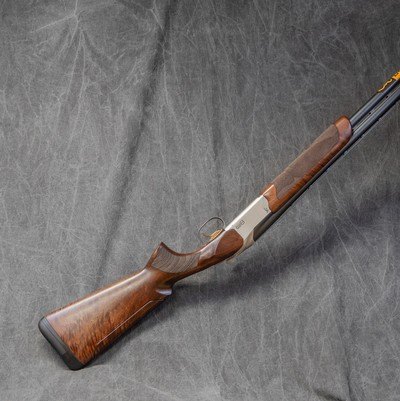 BROWNING 825 SPORTING 12-GAUGE/32