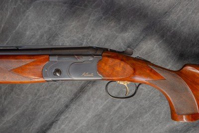 BERETTA 682 BLACK 12-GAUGE/28