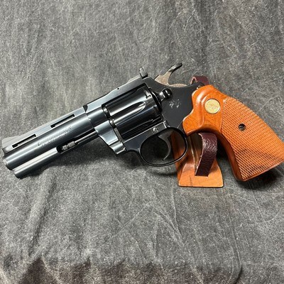 COLT DIAMONDBACK .38 SPECIAL REVOLVER W/4