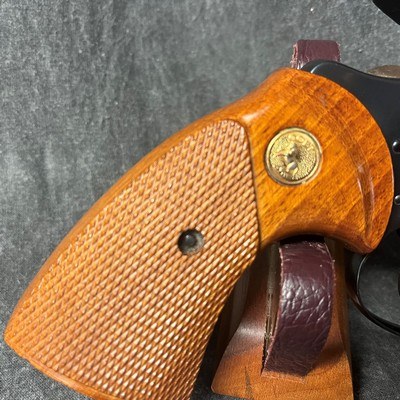 COLT DIAMONDBACK .38 SPECIAL REVOLVER W/4
