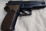 Sig Sauer P226 - 3 of 5