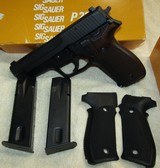 Sig Sauer P226 - 4 of 5