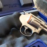 Colt Magnum Carry - 5 of 8