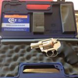 Colt Magnum Carry - 1 of 8