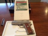 Colt Combat Commander
- 1 of 6