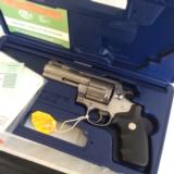 Colt Anaconda 45LC 4" - 2 of 10