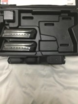 Ruger SR9 9mm with three clips and new holster - 6 of 12