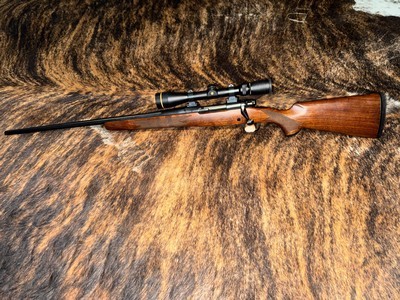 Winchester Mod 70 classic sporter .270 Win.