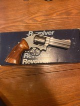 Smith & Wesson 66-1 2 1/2 inch 357 mag pinned and recessed like new in original box hard to find collectors piece - 1 of 11