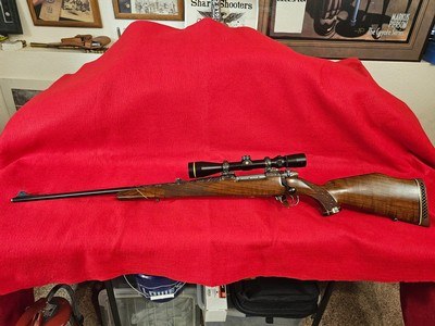 Weatherby Mark V 300 WM Engraved - Image 1 of 15