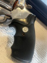 Colt Anaconda44 Magnum Special Stainless Steel Finish - 3 of 14