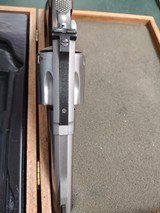 Smith & Wesson 657-7 Stainless 41 Magnum With Mohagony Case - 6 of 9