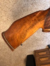 Weatherby Mark V Deluxe .270 Weatherby Magnum 26" barrel, Right Hand, Made in the USA. - 2 of 10