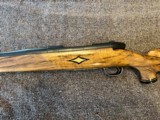 Weatherby Full Custom .257 Wby Mag, RH, 26" Barrel, Fully Engraved Floor Plate, Inlays, Turkish Walnut - 4 of 15