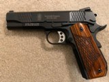 Smith & Wesson SW1911 E Series - 2 of 5