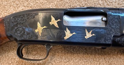 Winchester Model 12 12gauge engraved and custom exhibition wood - Image 12 of 13