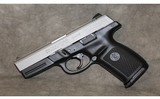 Smith & Wesson SW40VE - 6 of 9